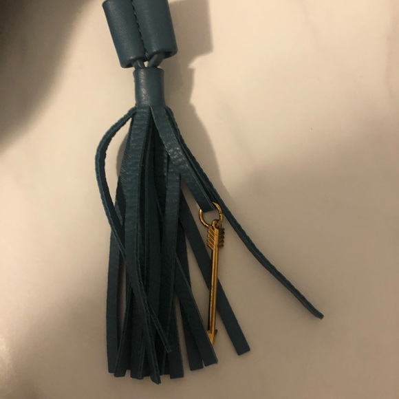 Mackage Bucket Bag - Picture 6 of 7